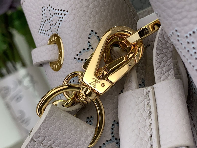 ルイヴィトン 新作バッグ 2025 ベラ・トート BELLA TOTE ブリューム M12127 パーフォレーション ゴールド金具 - 画像 (6)