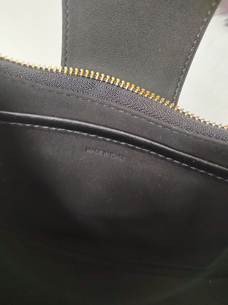 N品 セリーヌ バッグ 人気 ランキング CELINE ミディアム AVA(アヴァ) トリオンフ バッグ 114493DGQ.38NO ブラック ゴールド金具 - 画像 (3)