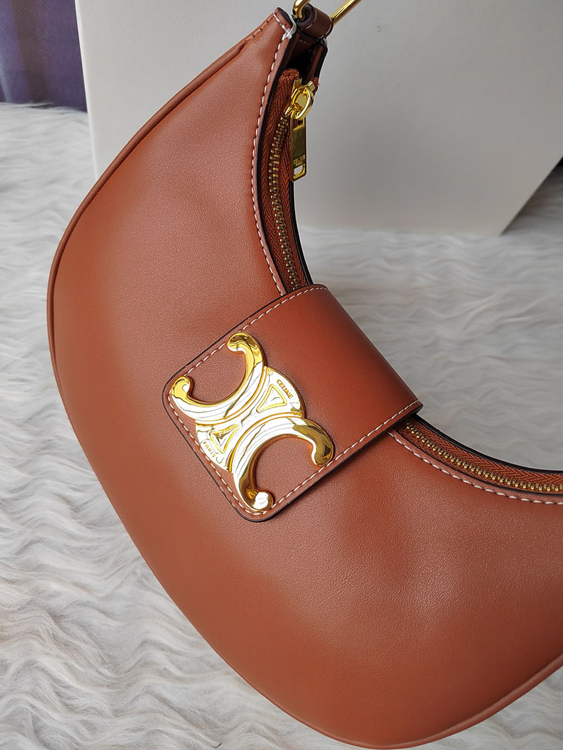N品 セリーヌ バッグ 人気 ランキング CELINE ミディアム AVA(アヴァ) トリオンフ バッグ 114493DGQ.04LU タン ゴールド金具 - 画像 (6)