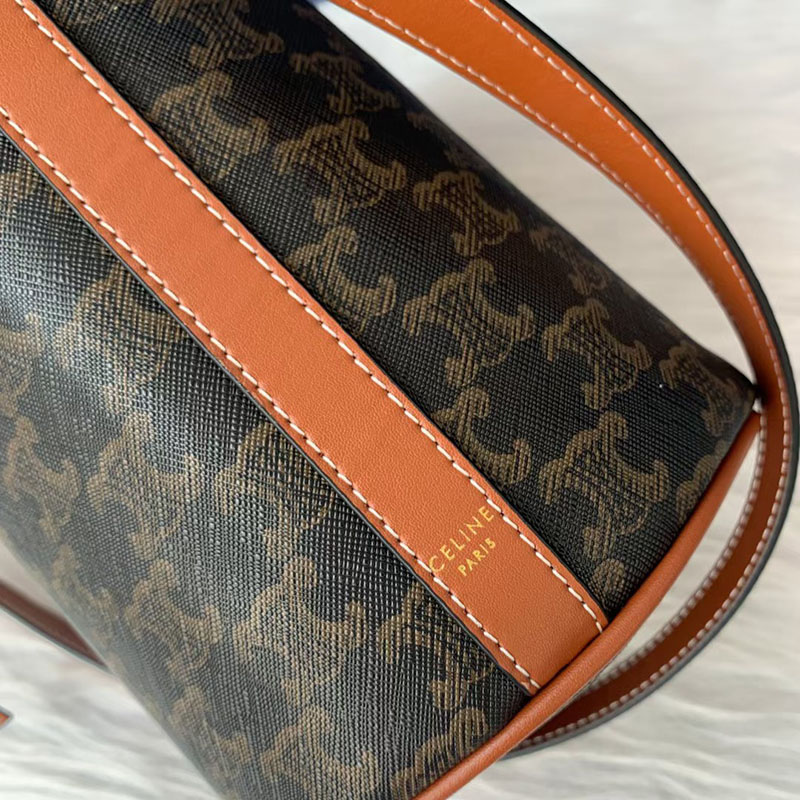 N品 セリーヌ バッグ 人気 ランキング CELINE ショルダーバッグ おしゃれ ブランド クララ バッグ 116882FQM.04LU タン ゴールド金具 - 画像 (2)