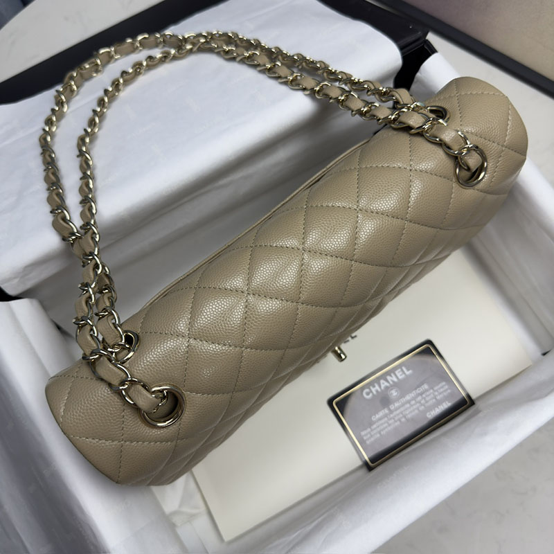 最高級シャネルスーパーコピー シャネルバッグコピー クラシックハンドバッグ マトラッセ25 定価 ベージュ A01112 キャビアスキン シャンパンゴールド金具 2410866 - 画像 (8)
