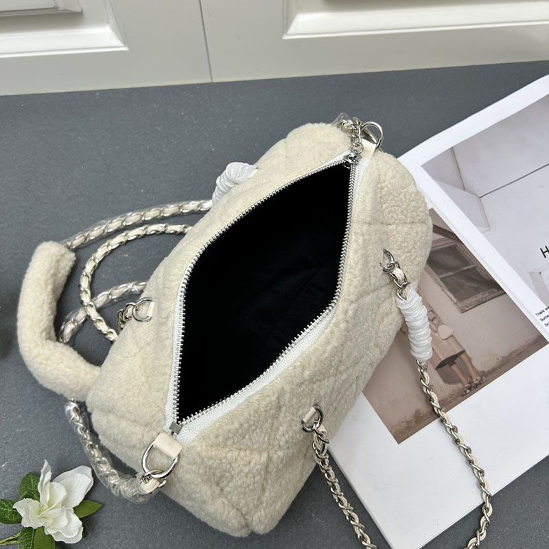 最高級シャネルスーパーコピー シャネルバッグコピー シャネル バッグ 新作 2024 秋冬 chanel23N coconeige 白 (ホワイト) AS3208 ラムスキン シルバー金具 2410878 - 画像 (3)