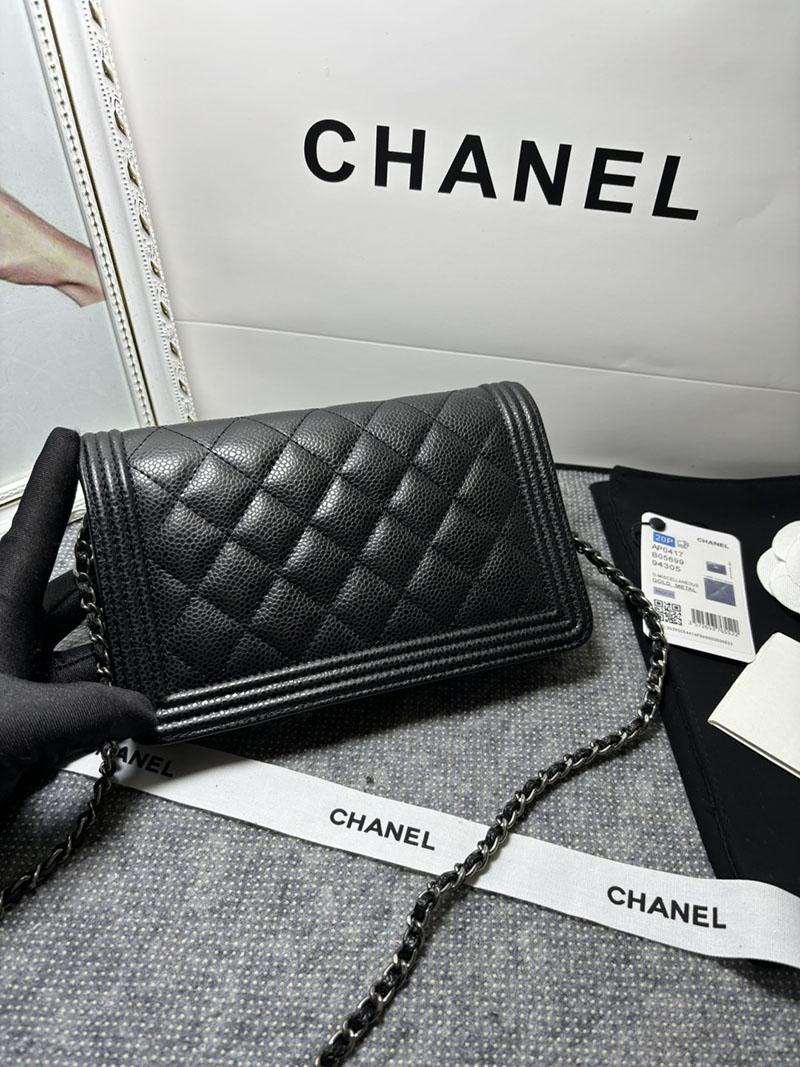 最高級シャネルスーパーコピー シャネルバッグコピー シャネル チェーンウォレット 定価 ボーイシャネル 黒 (ブラック) A48654 キャビアスキン シルバー金具 2410922 - 画像 (9)