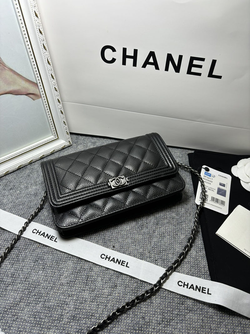 最高級シャネルスーパーコピー シャネルバッグコピー シャネル チェーンウォレット 定価 ボーイシャネル 黒 (ブラック) A48654 キャビアスキン シルバー金具 2410922 - 画像 (7)