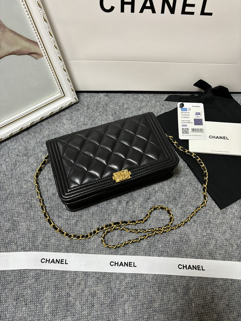 最高級シャネルスーパーコピー シャネルバッグコピー シャネル チェーンウォレット 定価 ボーイシャネル 黒 (ブラック) AP1117 カーフスキン ゴールド金具 2410928 - 画像 (6)