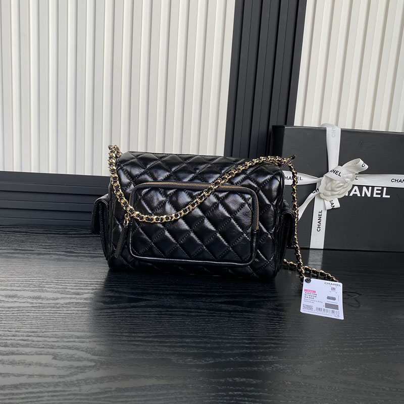 最高級シャネルスーパーコピー シャネルバッグコピー シャネル シャイニーラムスキン カメラバッグ 定価 黒 (ブラック) AS5156 カーフスキン シャンパンゴールド金具 2410929 - 画像 (9)