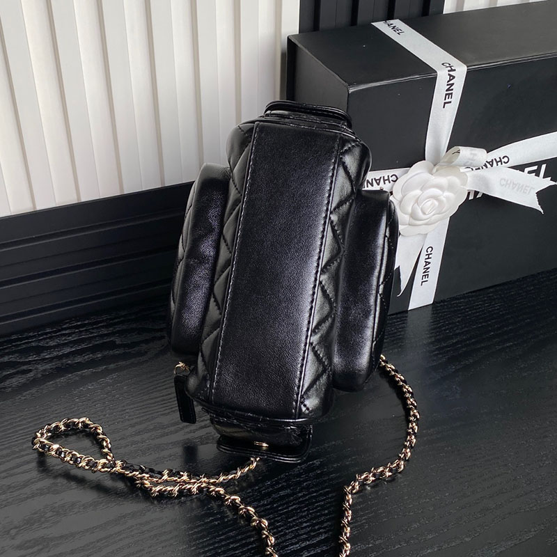 最高級シャネルスーパーコピー シャネルバッグコピー シャネル シャイニーラムスキン カメラバッグ 定価 黒 (ブラック) AS5220 カーフスキン シャンパンゴールド金具 2410930 - 画像 (7)