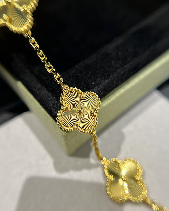 ヴァンクリーフ ブレスレット アルハンブラ VAN CLEEF & ARPELS ヴィンテージ アルハンブラ ブレスレット、5モチーフ VCARP3JK00 2025新作 - 画像 (6)