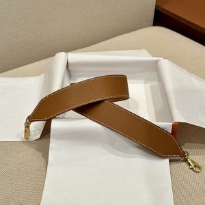 ショルダーバッグ ストラップ 太め