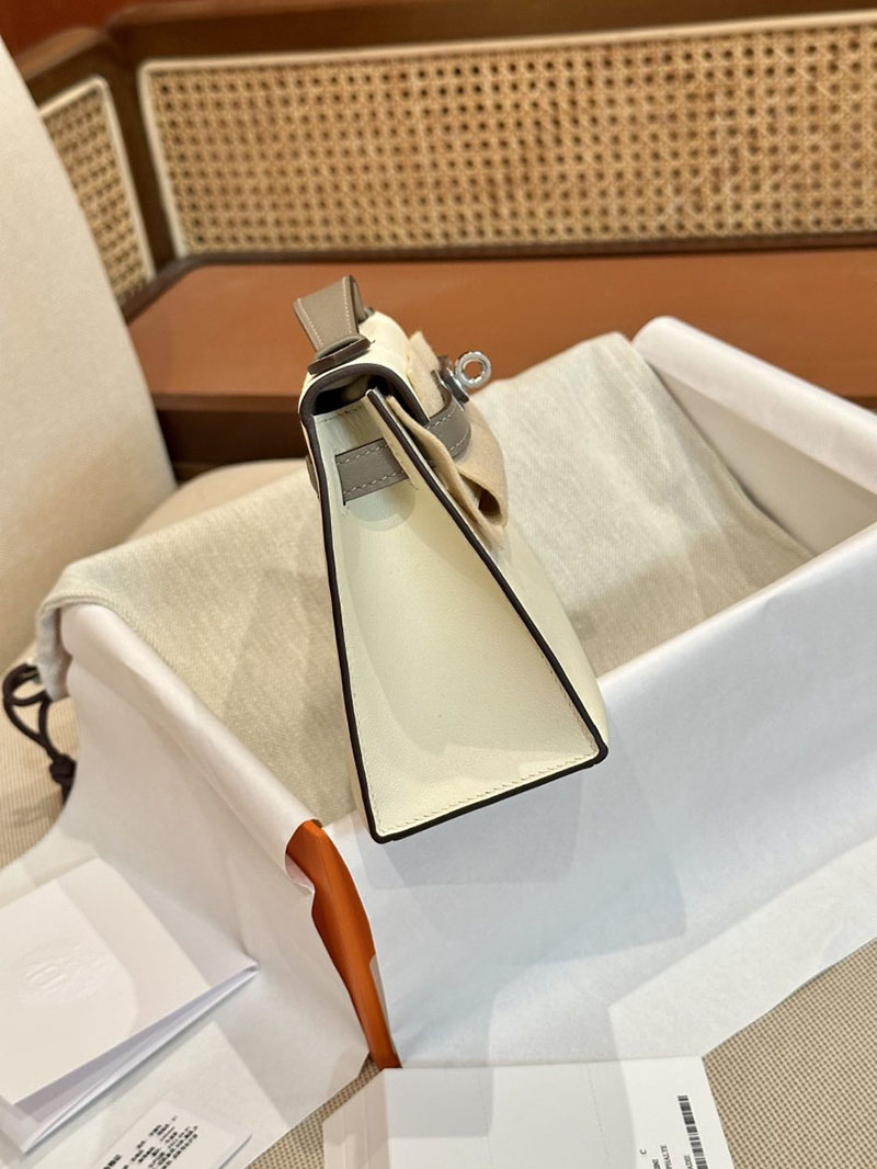 エルメス ミニケリー 定価 斜めがけ ポシェットケリー ナタ/グリアスファルト スイフト シルバー金具 2412158 - 画像 (10)