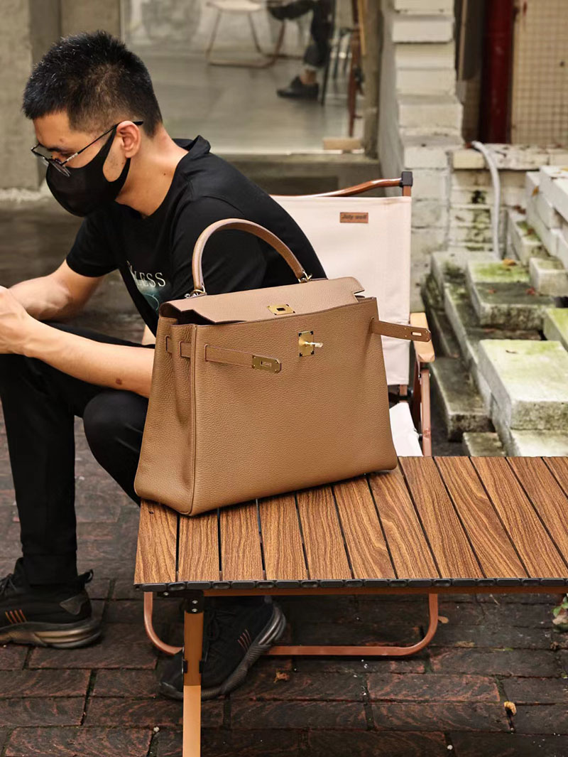 エルメス ケリー40 定価 HERMES ケリー40 メンズ ベージュドゥワイマール トリヨンクレマンス ゴールド金具 2412169 - 画像 (6)