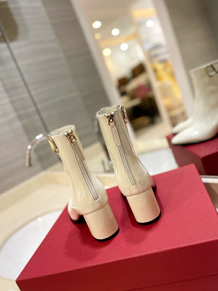 最高級ヴァレンティノスーパーコピー靴 ヴァレンティノブーツコピー VALENTINO ミドルブーツ レディース 歩きやすい 2412304 ホワイト - 画像 (2)
