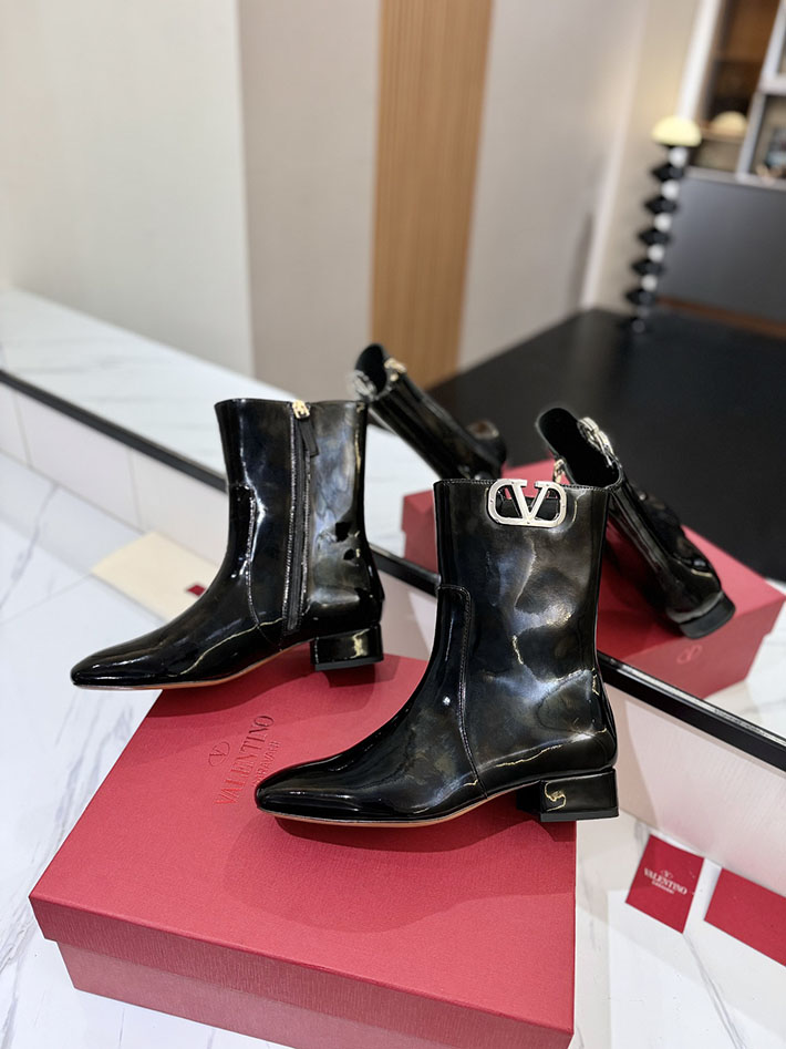 最高級ヴァレンティノスーパーコピー靴 ヴァレンティノブーツコピー VALENTINO ミドルブーツ レディース 歩きやすい 2412308 ブラック - 画像 (6)