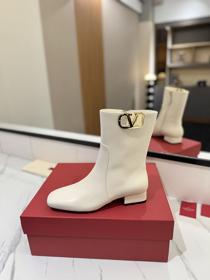 最高級ヴァレンティノスーパーコピー靴 ヴァレンティノブーツコピー VALENTINO ミドルブーツ レディース 歩きやすい 2412311 ホワイト - 画像 (8)