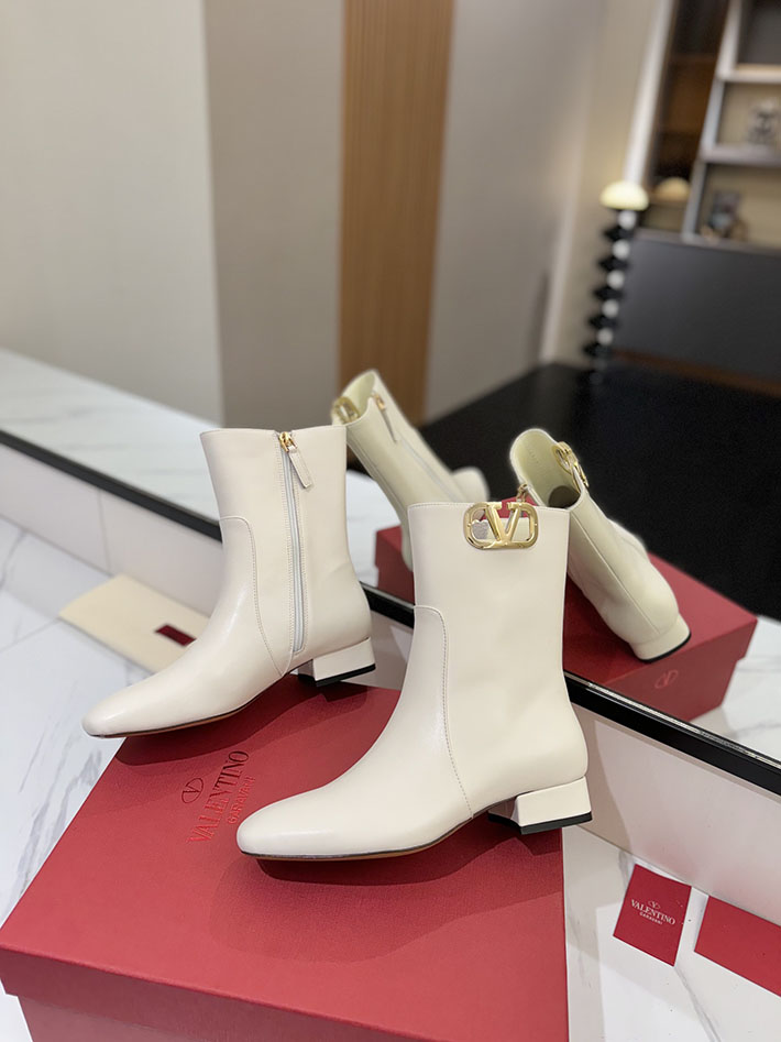 最高級ヴァレンティノスーパーコピー靴 ヴァレンティノブーツコピー VALENTINO ミドルブーツ レディース 歩きやすい 2412311 ホワイト - 画像 (6)