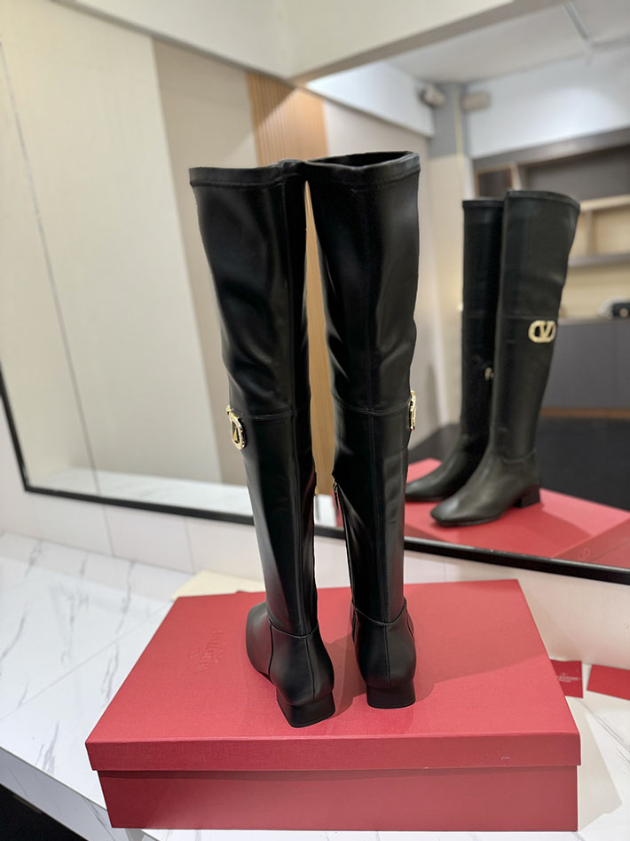 最高級ヴァレンティノスーパーコピー靴 ヴァレンティノブーツコピー VALENTINO レディース 今年 ブーツを 買う なら 2025 2412318 ブラック - 画像 (3)