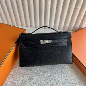 メイクボックス 化粧水も入る