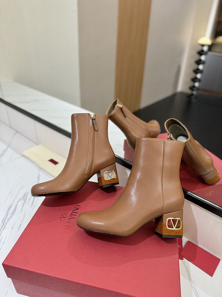 最高級ヴァレンティノスーパーコピー靴 ヴァレンティノブーツコピー VALENTINO サイドゴアブーツ レディース 人気ブランド 2412362 ブラウン - 画像 (6)
