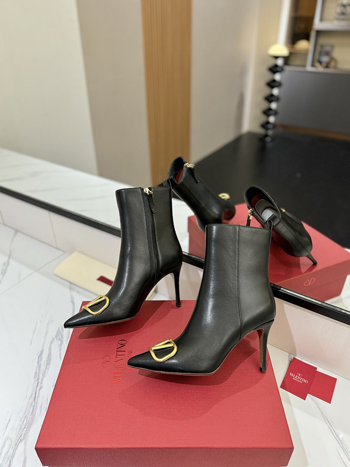 最高級ヴァレンティノスーパーコピー靴 ヴァレンティノブーツコピー VALENTINO ブーティ 歩きやすい ブランド 2412385 ブラック - 画像 (6)