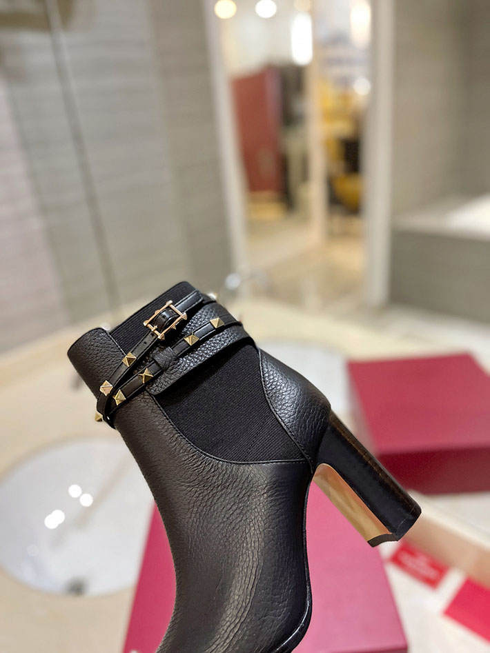 最高級ヴァレンティノスーパーコピー靴 ヴァレンティノブーツコピー VALENTINO エンジニアブーツ レディース ブランド 2412424 ブラック - 画像 (3)