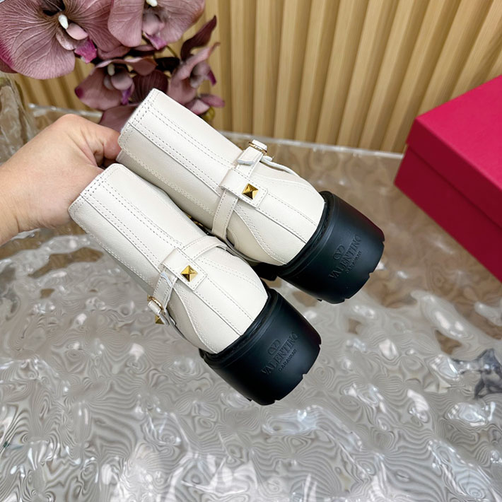 最高級ヴァレンティノスーパーコピー靴 ヴァレンティノブーツコピー VALENTINO エンジニアブーツ レディース レッドウィング 2412427 ホワイト - 画像 (3)