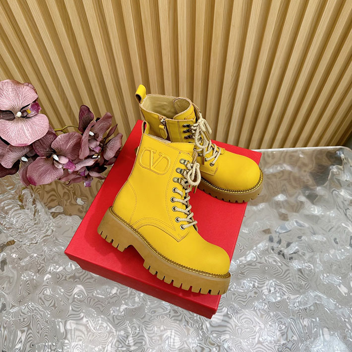 最高級ヴァレンティノスーパーコピー靴 ヴァレンティノブーツコピー VALENTINO レースアップブーツ 歩きやすい 2412428 イエロー - 画像 (9)