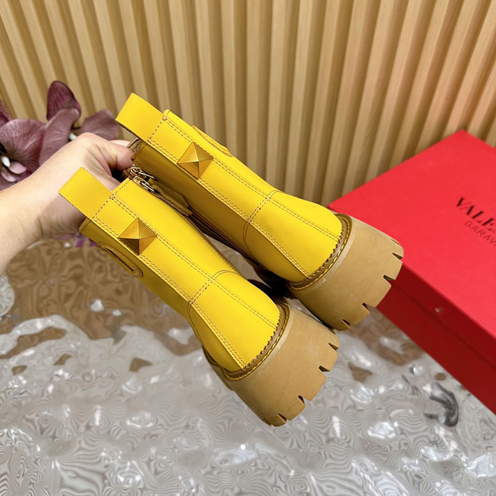 最高級ヴァレンティノスーパーコピー靴 ヴァレンティノブーツコピー VALENTINO レースアップブーツ 歩きやすい 2412428 イエロー - 画像 (2)