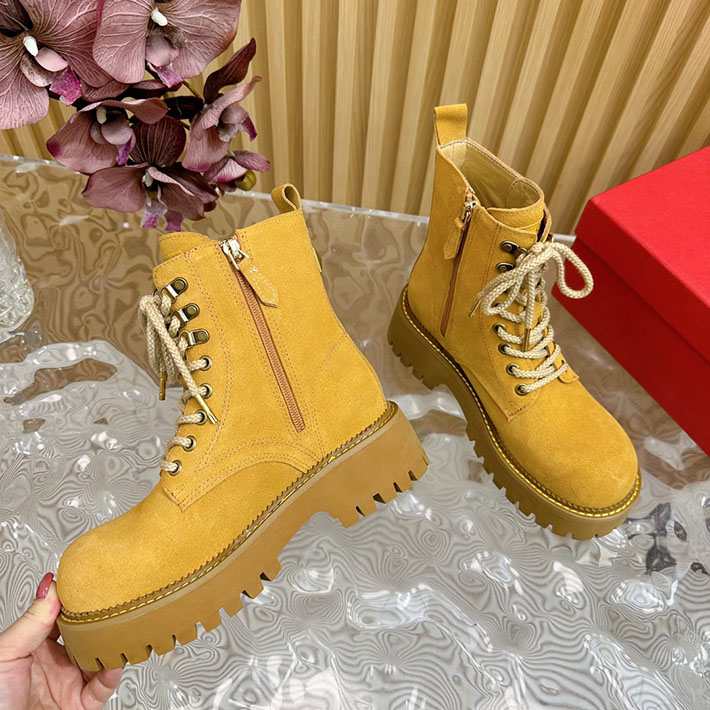 最高級ヴァレンティノスーパーコピー靴 ヴァレンティノブーツコピー VALENTINO 編み上げブーツ レディース 歩きやすい 2412430 ベージュ - 画像 (4)