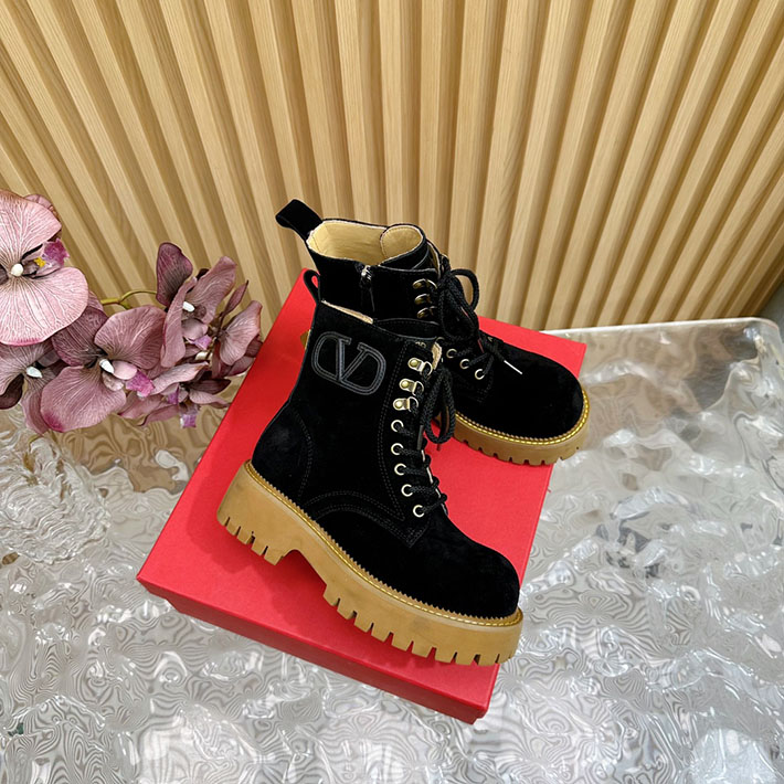 最高級ヴァレンティノスーパーコピー靴 ヴァレンティノブーツコピー VALENTINO 編み上げブーツ レディース 歩きやすい 2412431 ブラック - 画像 (9)