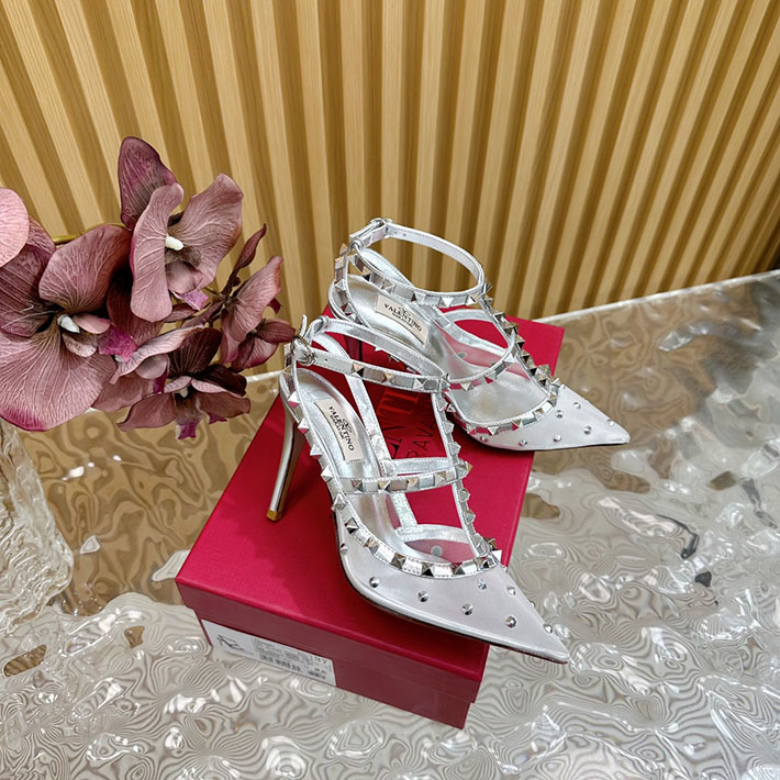 最高級ヴァレンティノスーパーコピー靴 ヴァレンティノサンダルコピー VALENTINO レディース サンダル 人気ブランド 2412432 ホワイト - 画像 (9)