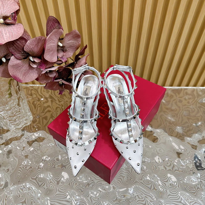 最高級ヴァレンティノスーパーコピー靴 ヴァレンティノサンダルコピー VALENTINO レディース サンダル 人気ブランド 2412432 ホワイト - 画像 (8)