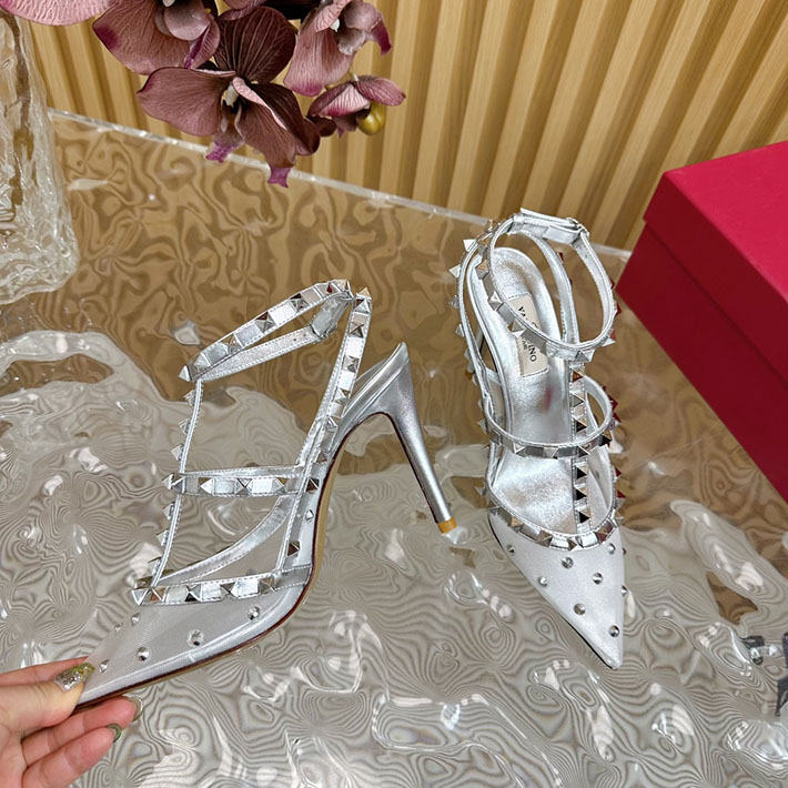 最高級ヴァレンティノスーパーコピー靴 ヴァレンティノサンダルコピー VALENTINO レディース サンダル 人気ブランド 2412432 ホワイト - 画像 (4)