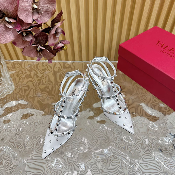 最高級ヴァレンティノスーパーコピー靴 ヴァレンティノサンダルコピー VALENTINO レディース サンダル 人気ブランド 2412432 ホワイト - 画像 (2)