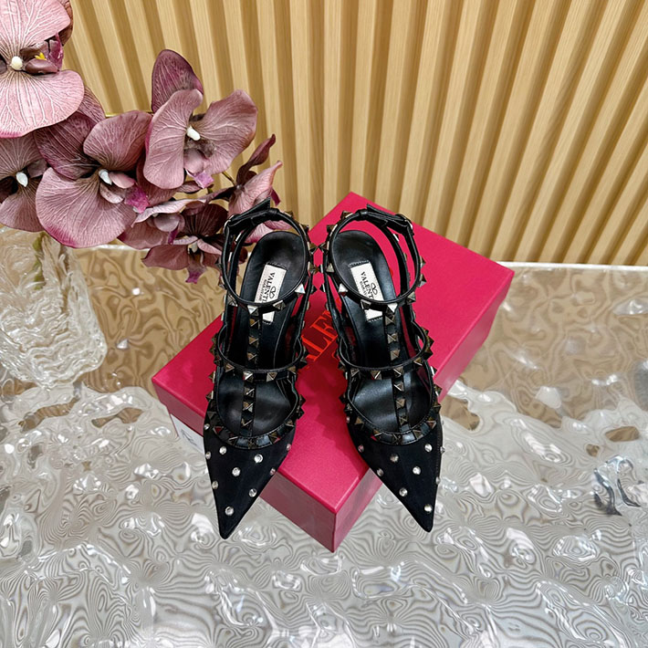 最高級ヴァレンティノスーパーコピー靴 ヴァレンティノサンダルコピー VALENTINO レディース サンダル 人気ブランド 2412433 ブラック - 画像 (8)