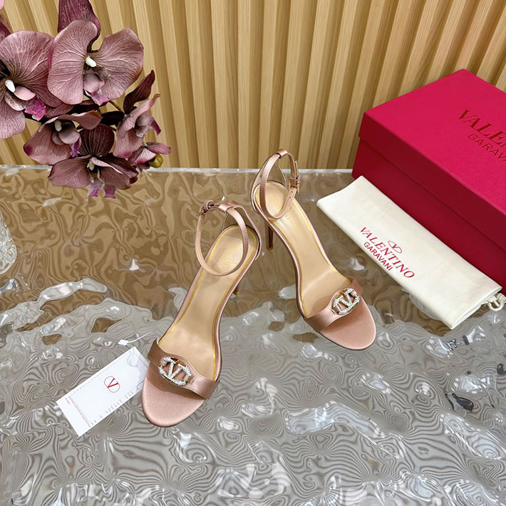 最高級ヴァレンティノスーパーコピー靴 ヴァレンティノサンダルコピー VALENTINO ローヒール レディース サンダル 2412442 ピンク - 画像 (2)