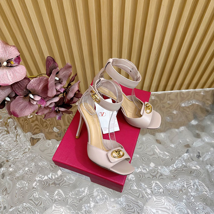 最高級ヴァレンティノスーパーコピー靴 ヴァレンティノサンダルコピー VALENTINO ローヒール レディース サンダル 2412446 ピンク - 画像 (9)