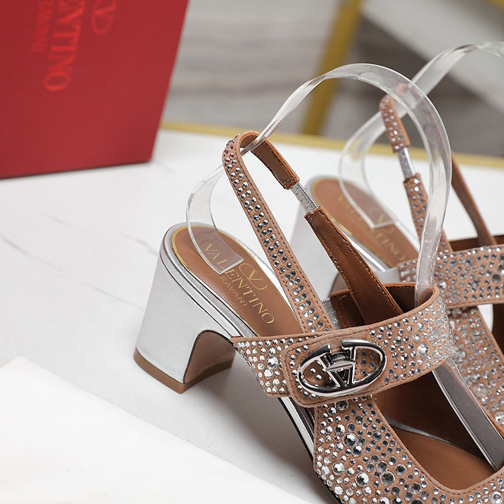 最高級ヴァレンティノスーパーコピー靴 ヴァレンティノサンダルコピー VALENTINO ヒール サンダル 歩きやすい 2412475 ホワイト ピンク - 画像 (5)