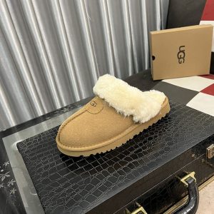 ugg ファンケット コーデ