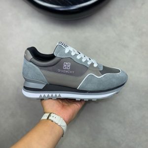 おしゃれ スニーカー メンズ 40代