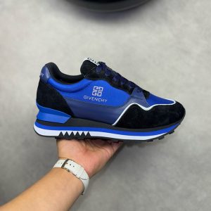おしゃれ スニーカー メンズ 40代