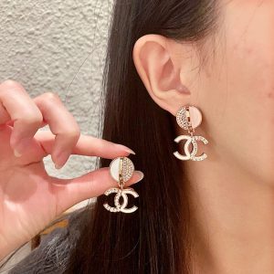 シャネル ピアス 安い順