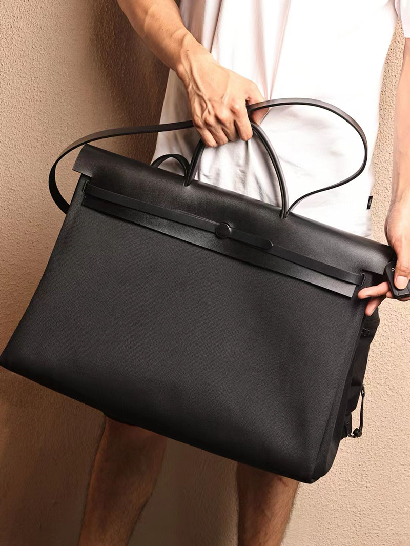 エルメス エールバッグ50 メンズ HERMES エールバッグジップGM 黒 ブラック ヴァッシュハンター/トワルアッシュ シルバー金具 2412793 - 画像 (8)