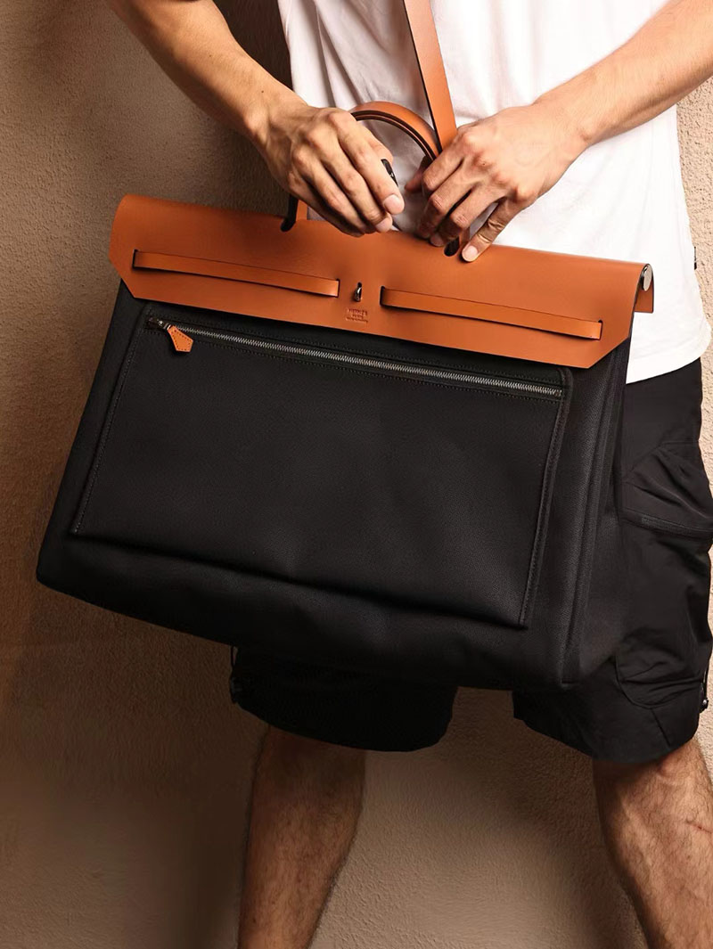 エルメス エールバッグ50 メンズ HERMES エールバッグジップGM ゴールド ヴァッシュハンター/トワルアッシュ シルバー金具 2412794 - 画像 (2)
