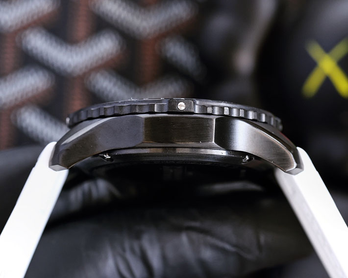 最高級ブライトリングスーパーコピー ブライトリング プロフェッショナル エンデュランス プロ 44mm X82310A71B1S2 - 画像 (7)