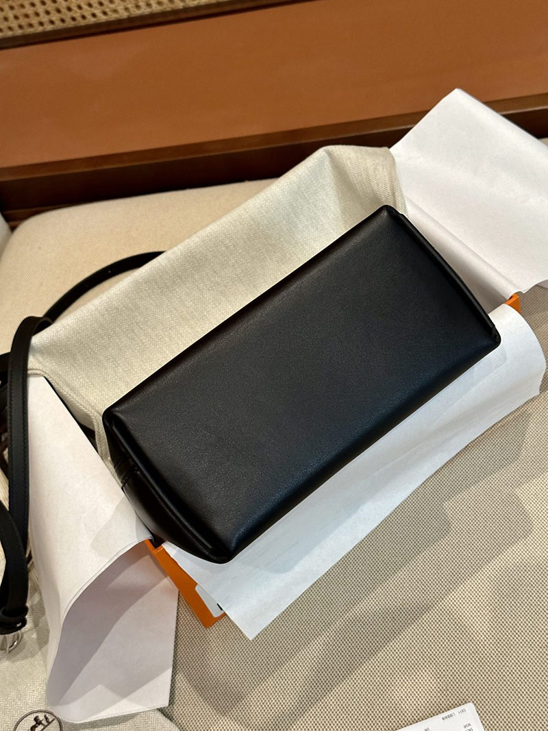 エルメス ヴァンキャトル 人気 エルメス ミニ ヴァンキャトル 黒 ブラック エバーカラー/スイフト シルバー金具 2412834 - 画像 (7)
