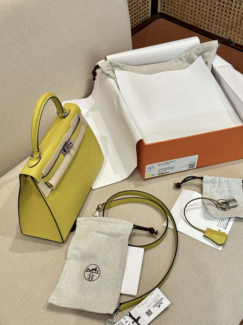 ケリー25 外縫い 定価 エルメス HERMES ケリー25 外縫い ジョーヌナプル ヴォーエプソン シルバー金具 2412859 - 画像 (4)