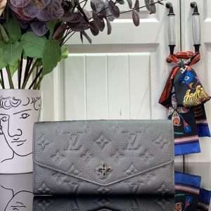 ルイヴィトンモノグラム長財布