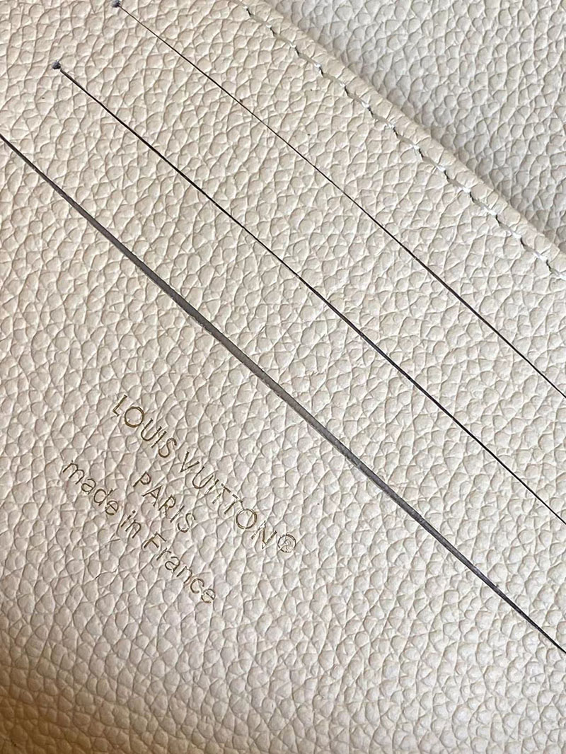 ルイヴィトン 普段使い バッグ Nano Madeleine クレーム M12145 モノグラム ゴールド金具 - 画像 (2)