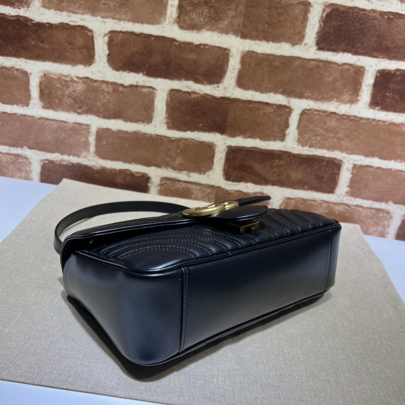 グッチ バッグ 新作 2024 グッチ GGマーモント キルティング スモール ショルダーバッグ 443497 DTDIT 1000 ブラック ゴールド金具 - 画像 (7)
