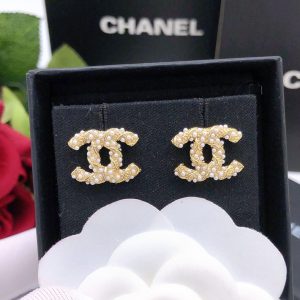 シャネル ピアス 安い順
